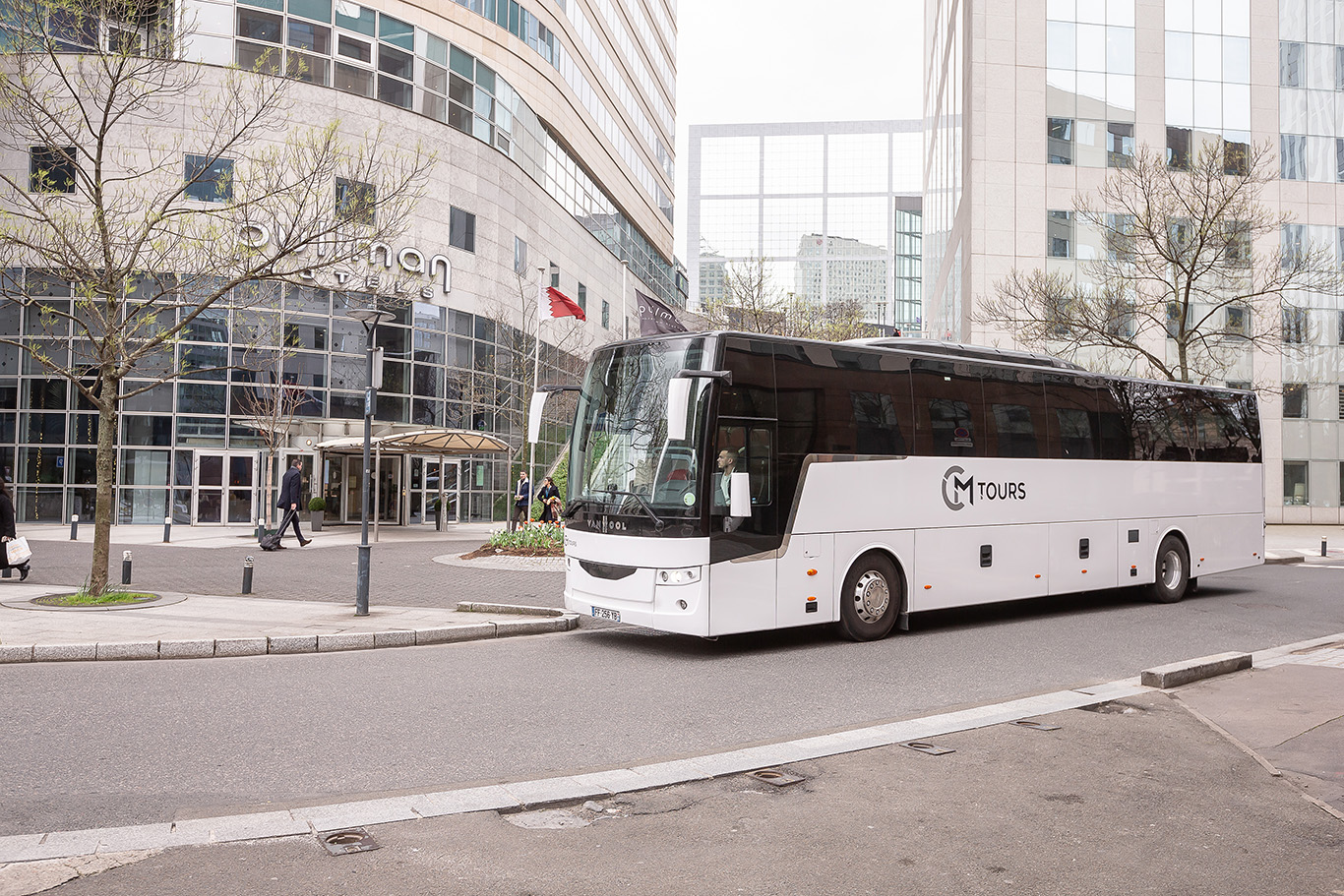 Service de transport de groupe en autocars pris en charge à l'hôtel